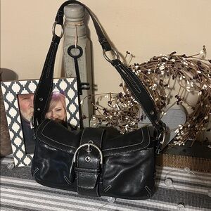Vintage Coach Black Leather Shoulder Bag Style 3653